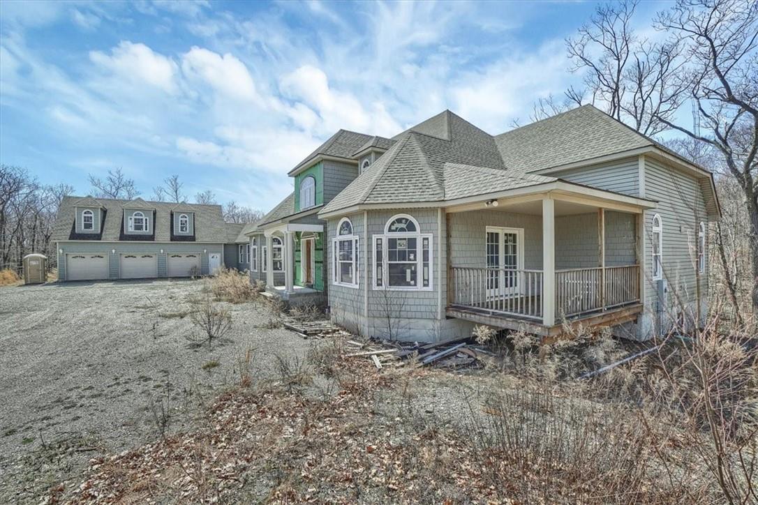 Single Family Deer Hollow  Dutchess County, NY 12570, MLS-855121-2