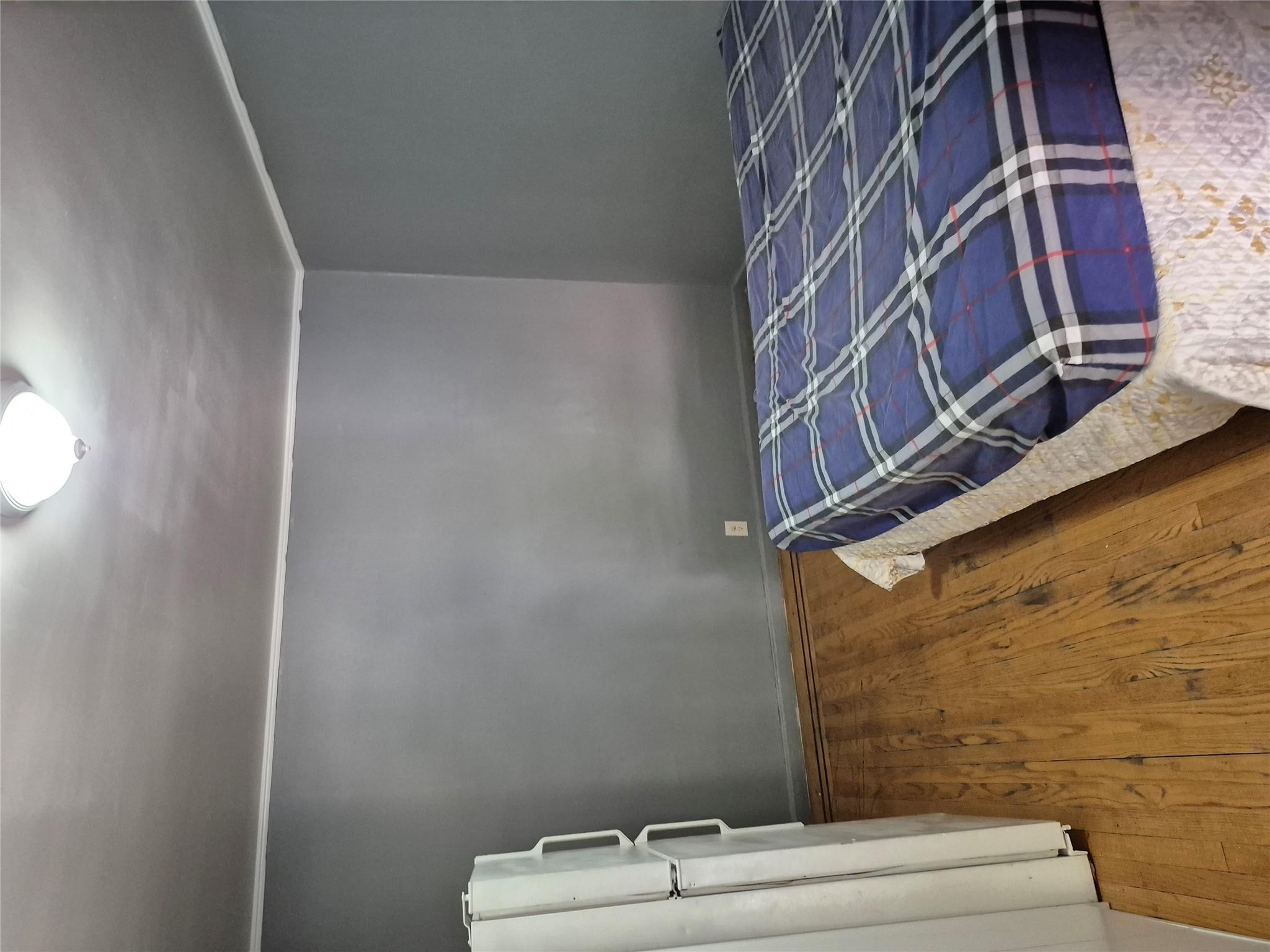 Single Family Tenbroeck  Bronx, NY 10469, MLS-855123-17
