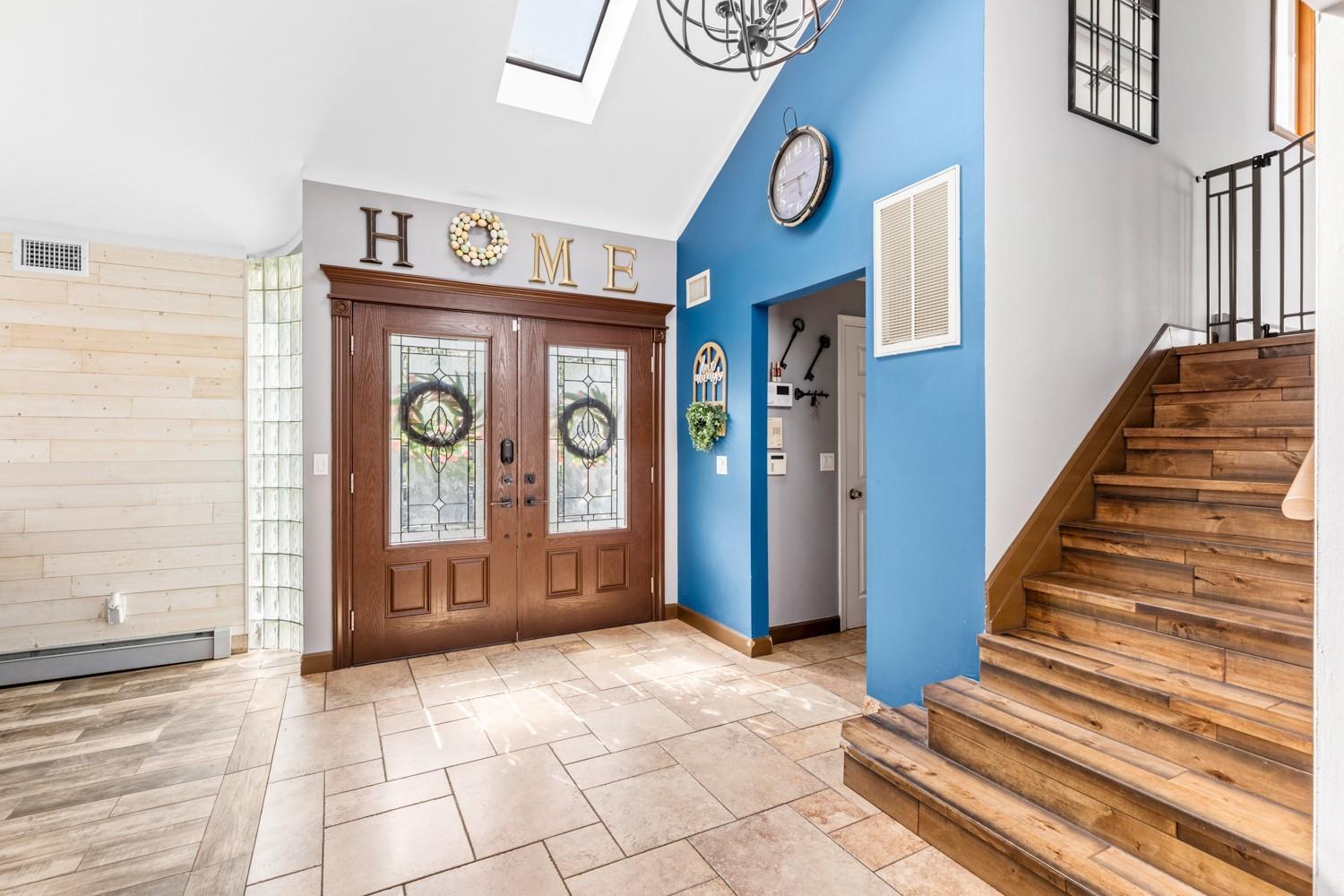 Single Family Suburban  Suffolk County, NY 11767, MLS-855127-2