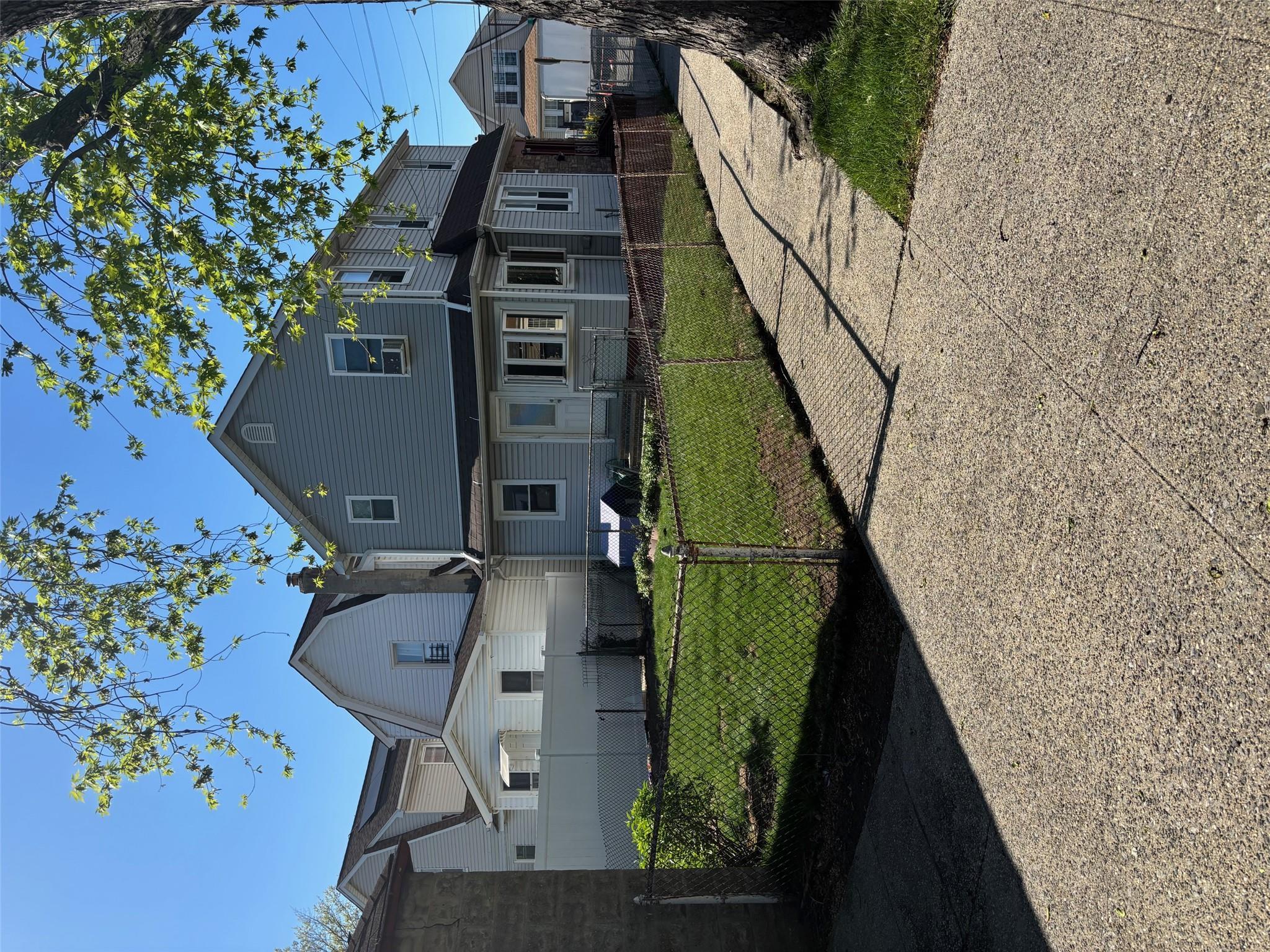 Single Family 115  Queens, NY 11434, MLS-855139-30