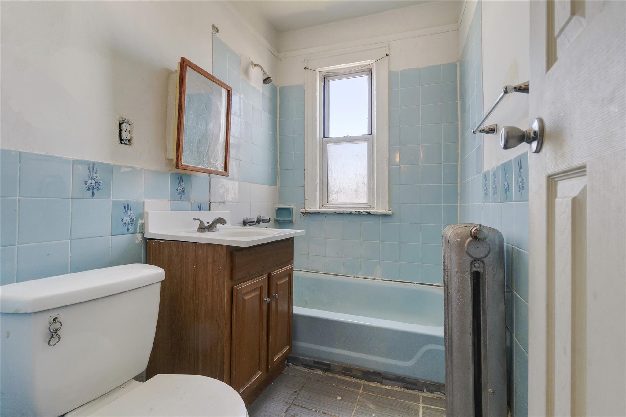 Single Family Almeda  Queens, NY 11692, MLS-855162-13