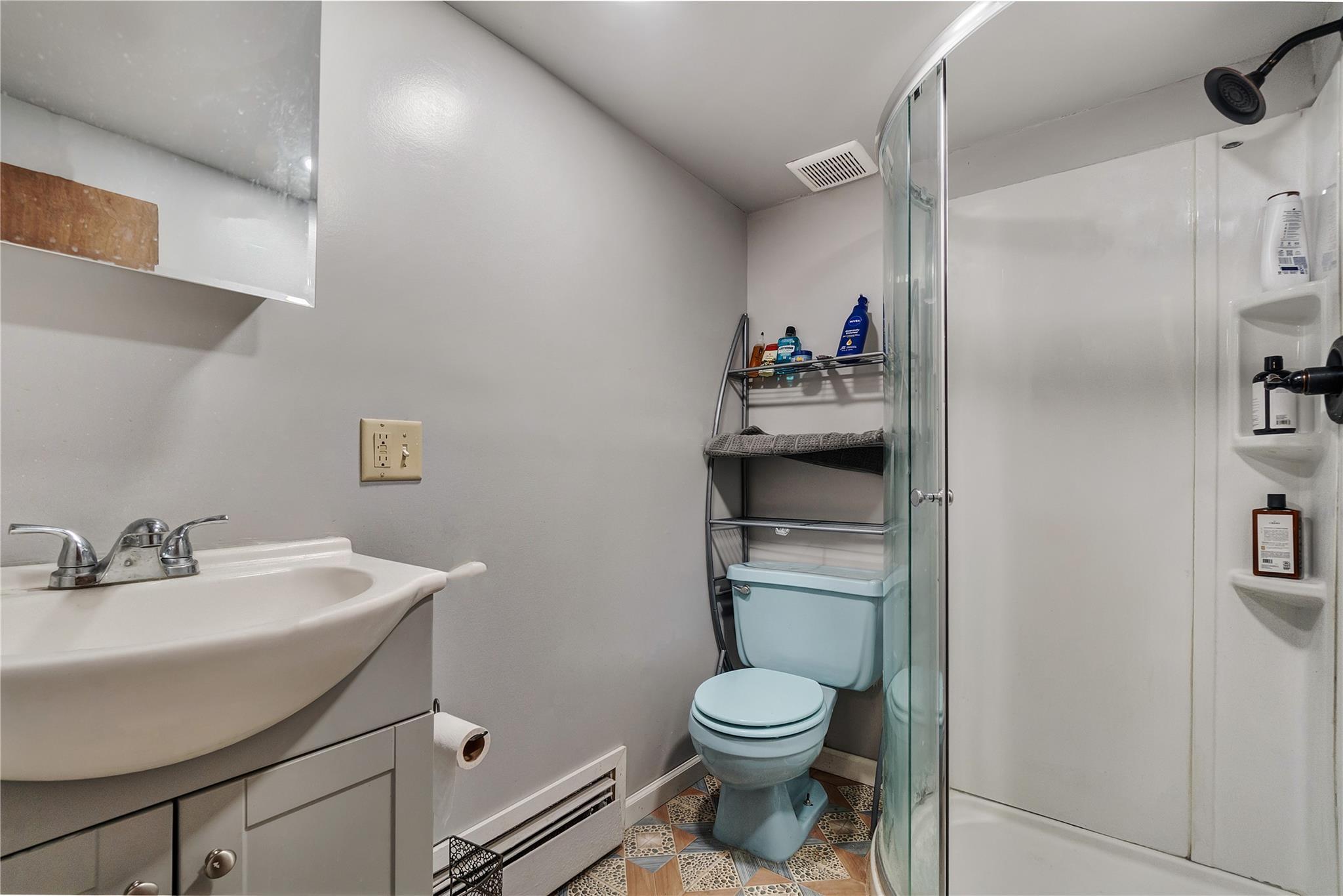 Single Family Almeda  Queens, NY 11692, MLS-855162-17