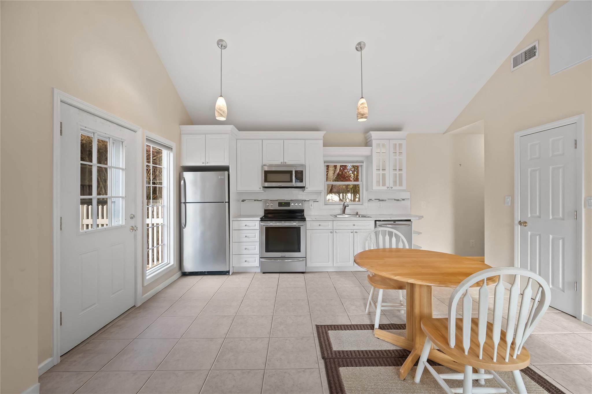 Single Family East Roe  Suffolk County, NY 11772, MLS-855174-29