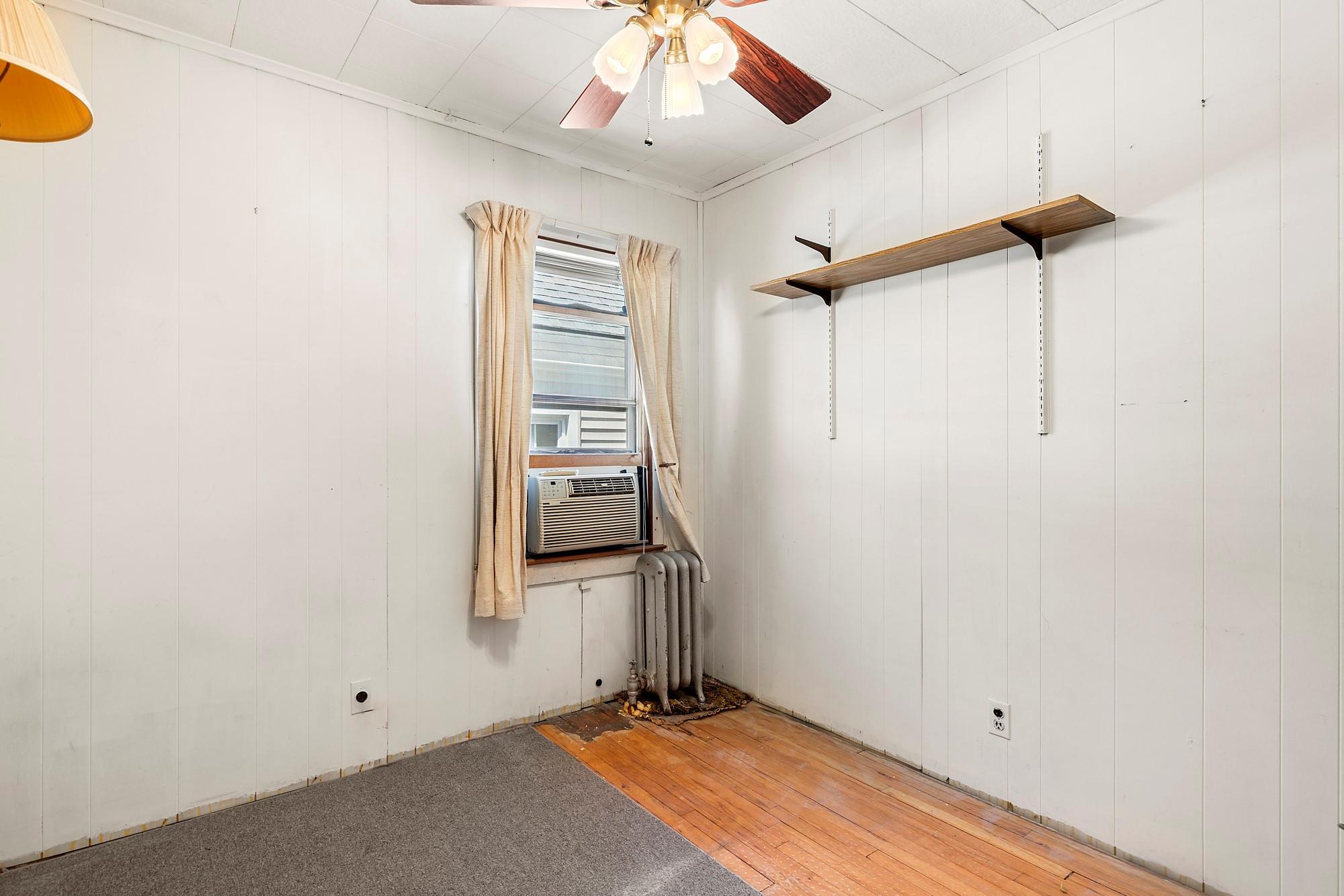 Single Family Glenwood  Queens, NY 11362, MLS-855180-10