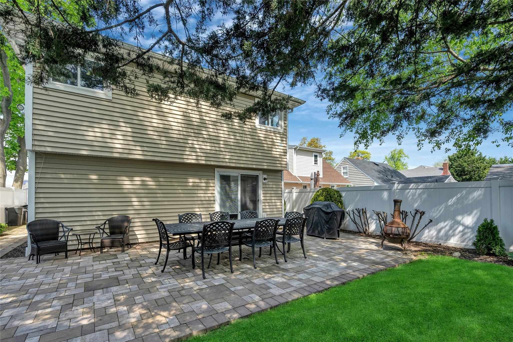 Single Family Bayview  Nassau County, NY 11793, MLS-855194-27