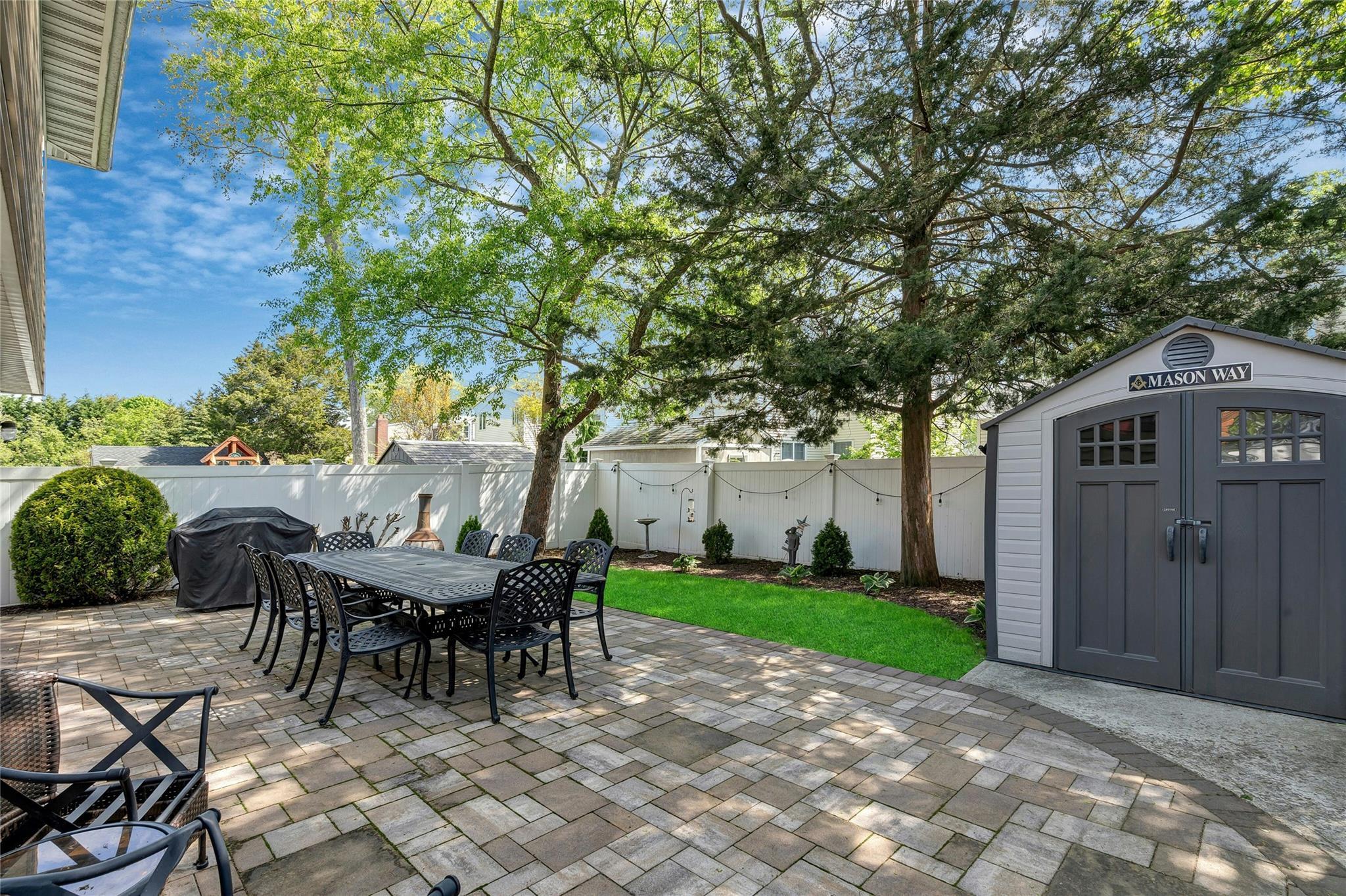 Single Family Bayview  Nassau County, NY 11793, MLS-855194-28