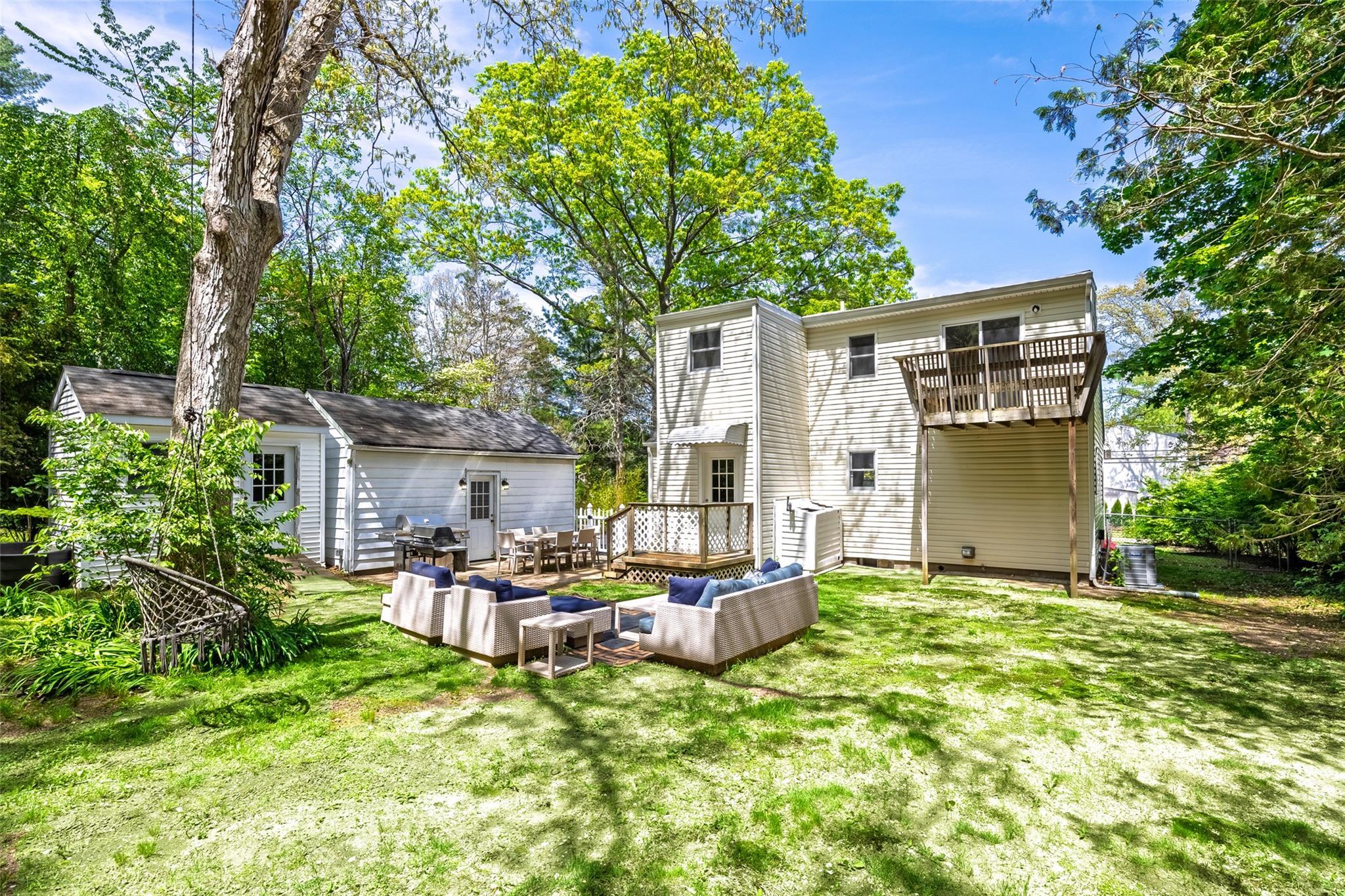 Single Family Gibbs Pond  Suffolk County, NY 11767, MLS-855205-38
