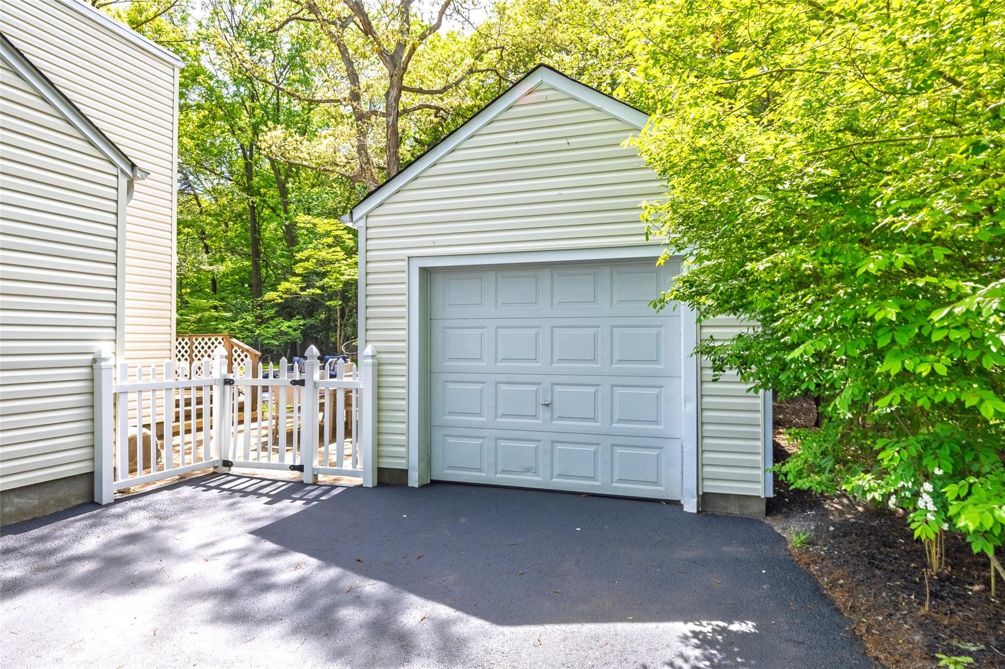 Single Family Gibbs Pond  Suffolk County, NY 11767, MLS-855205-5