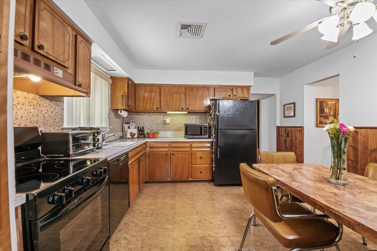 Single Family Yorktown  Suffolk County, NY 11746, MLS-855221-12