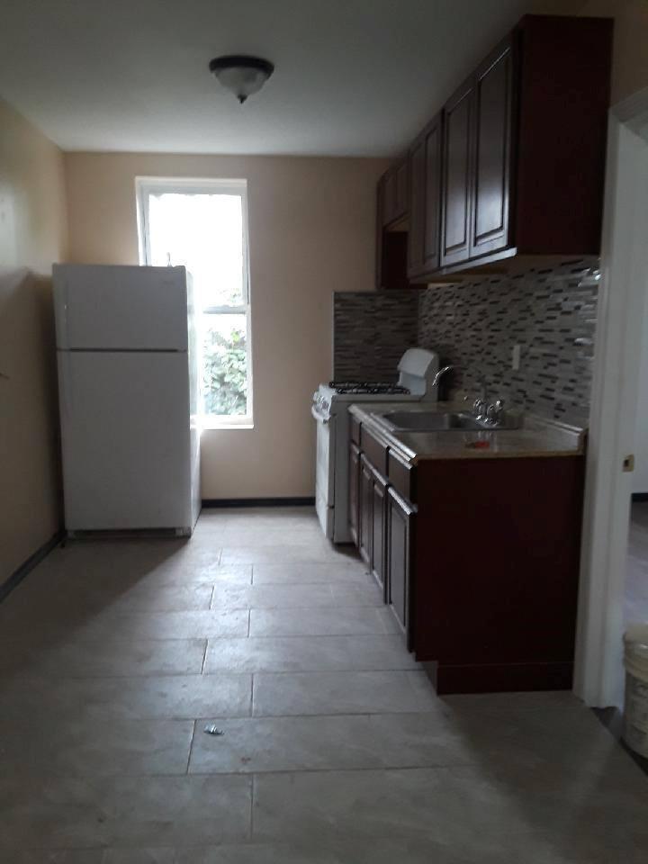 Single Family Hendrix  Brooklyn, NY 11207, MLS-855243-6