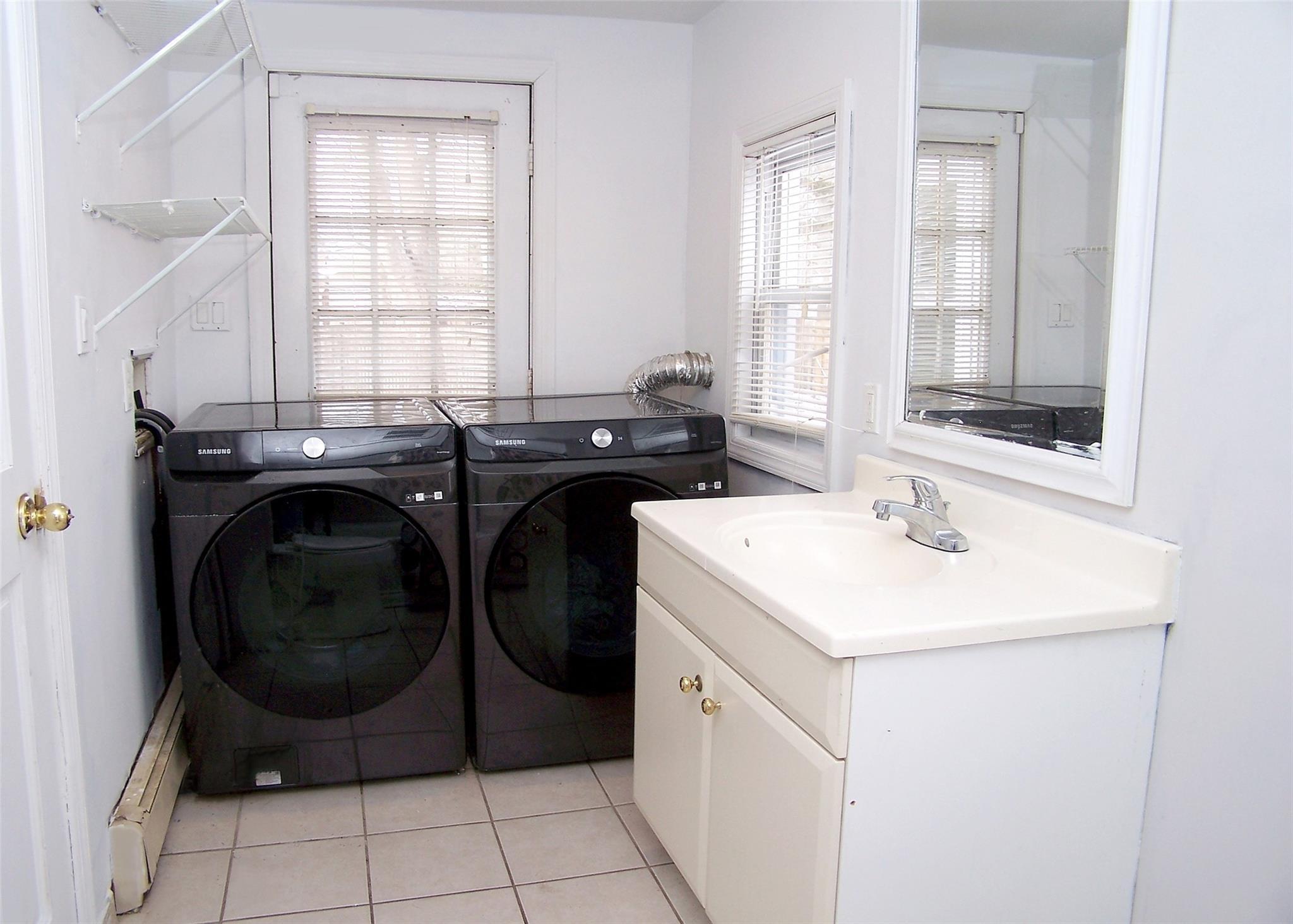 Single Family Magnolia  Suffolk County, NY 11951, MLS-855254-11