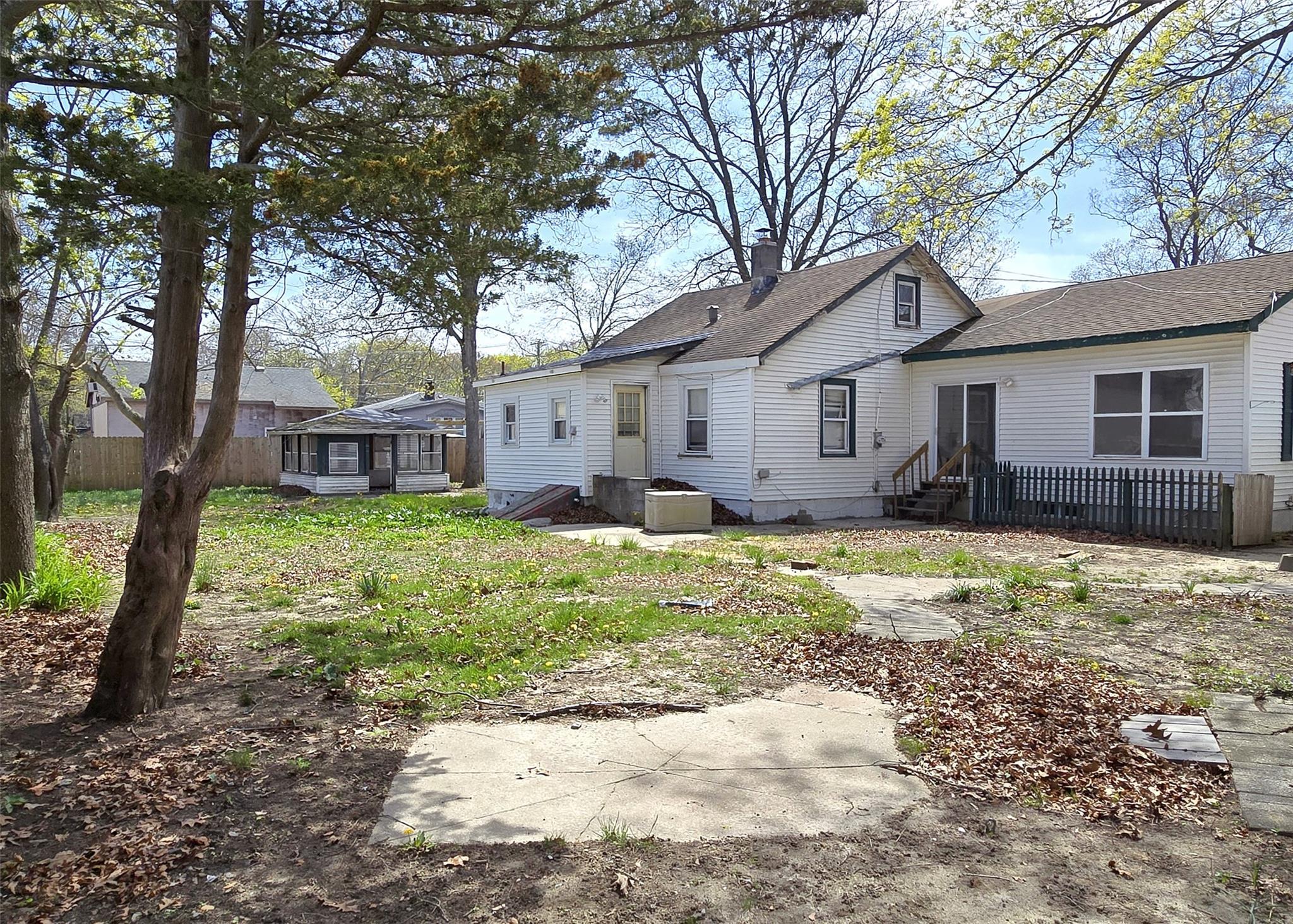 Single Family Magnolia  Suffolk County, NY 11951, MLS-855254-19