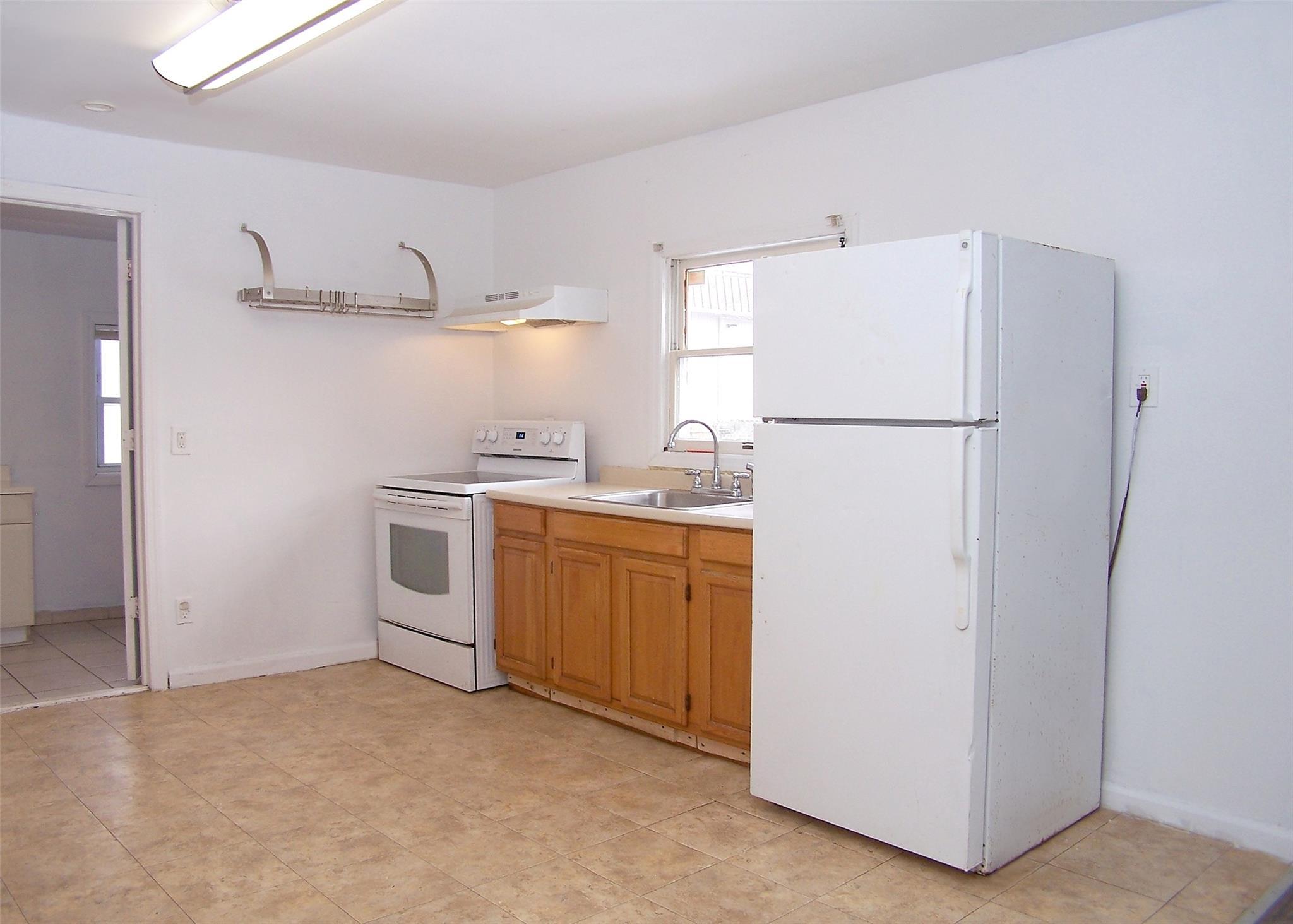 Single Family Magnolia  Suffolk County, NY 11951, MLS-855254-9