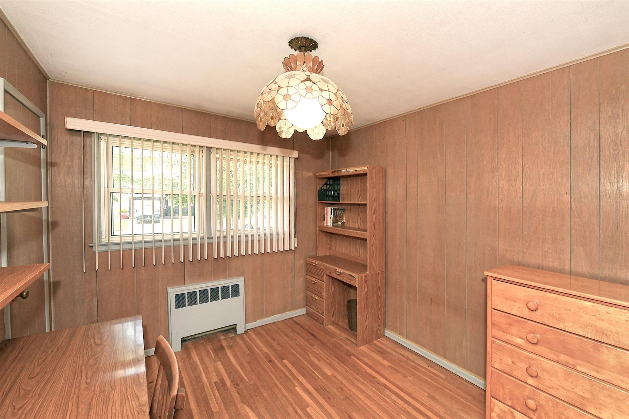 Single Family Iowa  Nassau County, NY 11758, MLS-855269-25