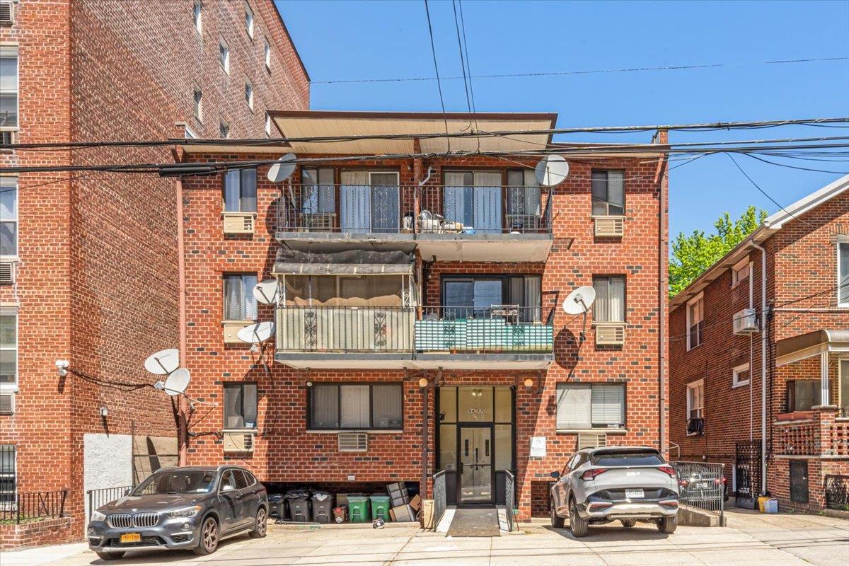 Condo Wetherole  Queens, NY 11374, MLS-855276-16
