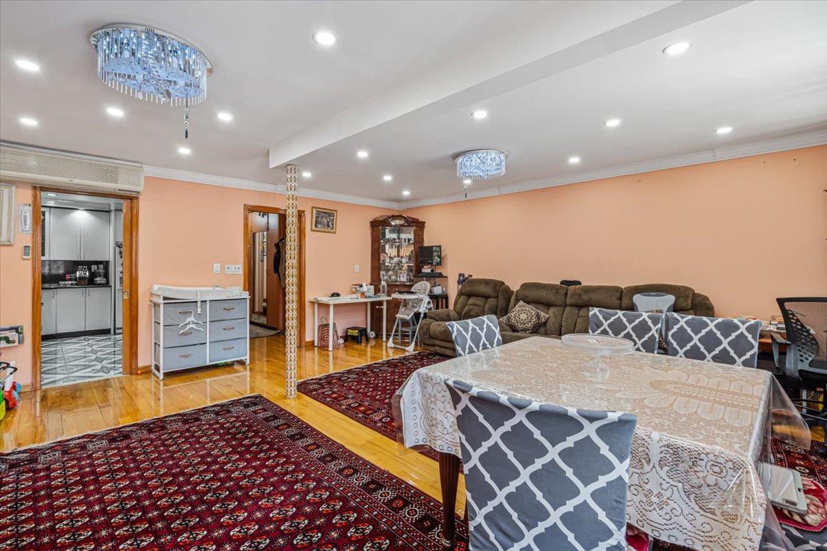 Condo Wetherole  Queens, NY 11374, MLS-855276-3
