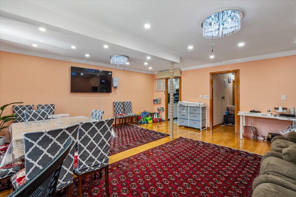 Condo Wetherole  Queens, NY 11374, MLS-855276-4