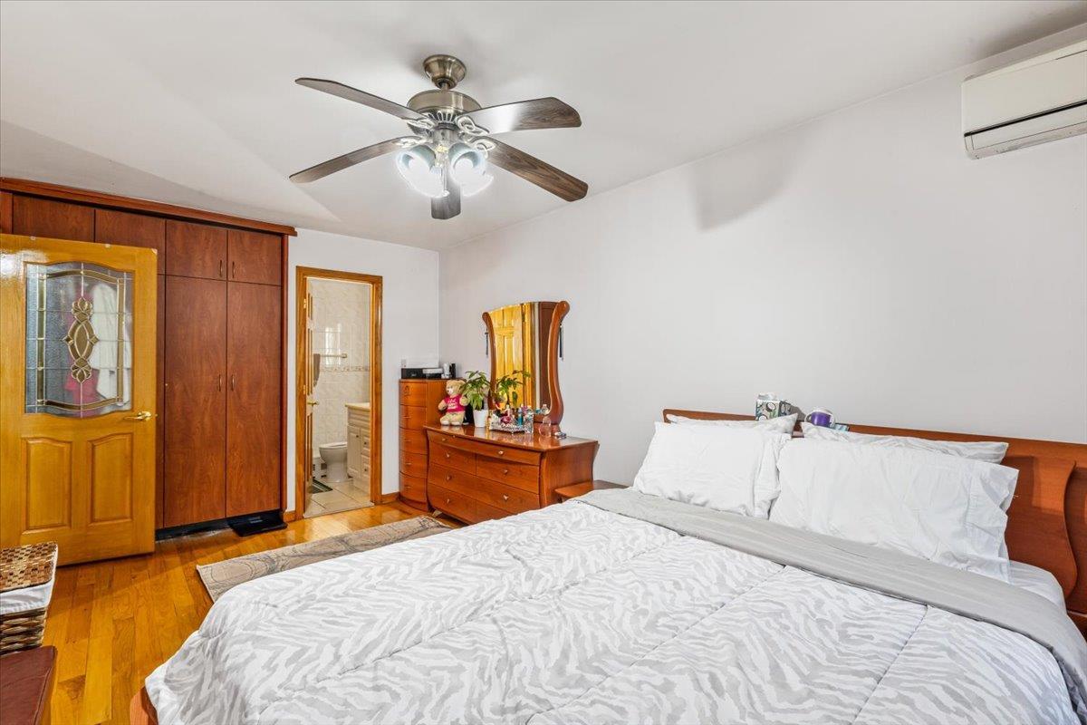 Condo Wetherole  Queens, NY 11374, MLS-855276-8