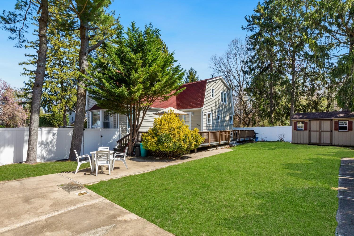 Single Family Kellum  Suffolk County, NY 11746, MLS-855287-26