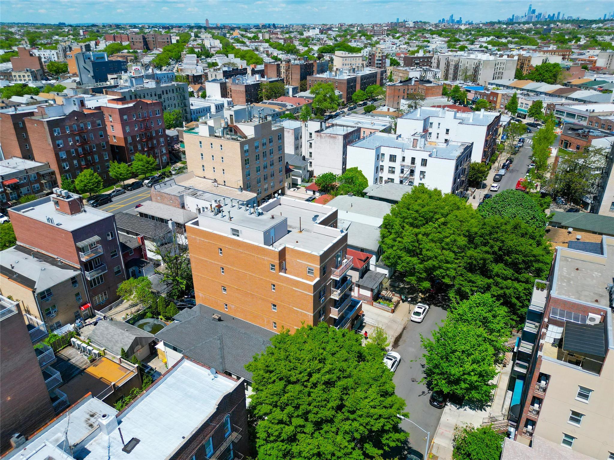 Single Family 5th  Brooklyn, NY 11204, MLS-855292-31