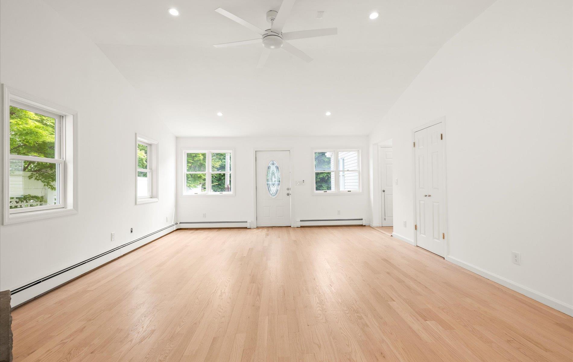 Single Family Maple  Nassau County, NY 11547, MLS-855296-4