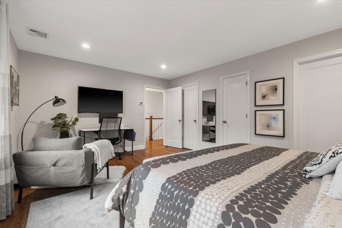 Single Family Valley  Westchester County, NY 10573, MLS-855307-21