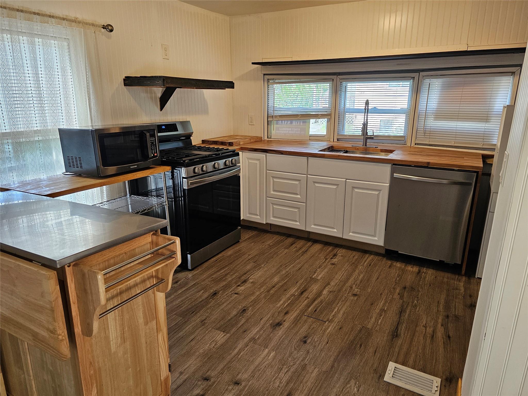 Single Family River  Suffolk County, NY 11933, MLS-855309-2