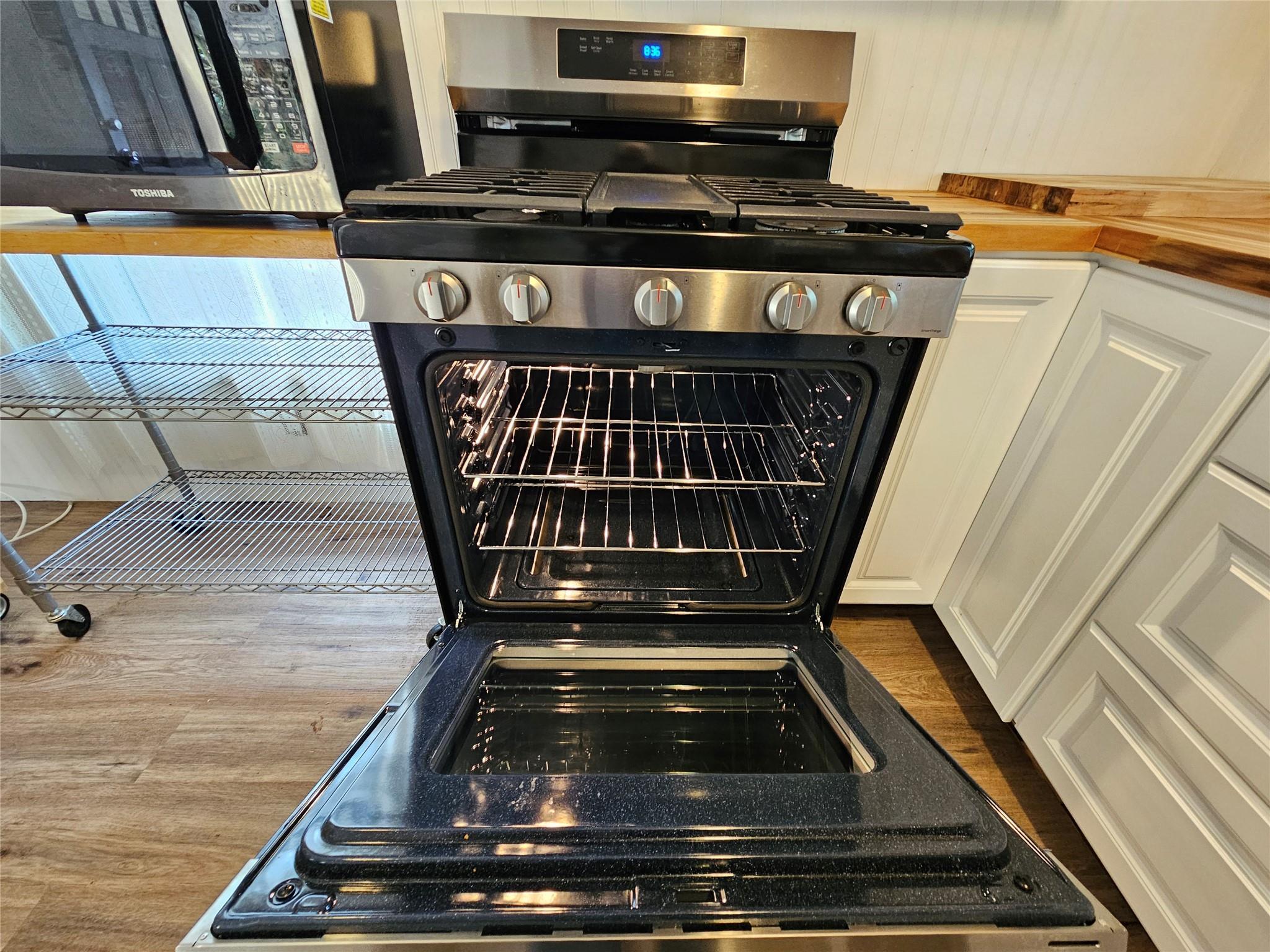 Single Family River  Suffolk County, NY 11933, MLS-855309-8