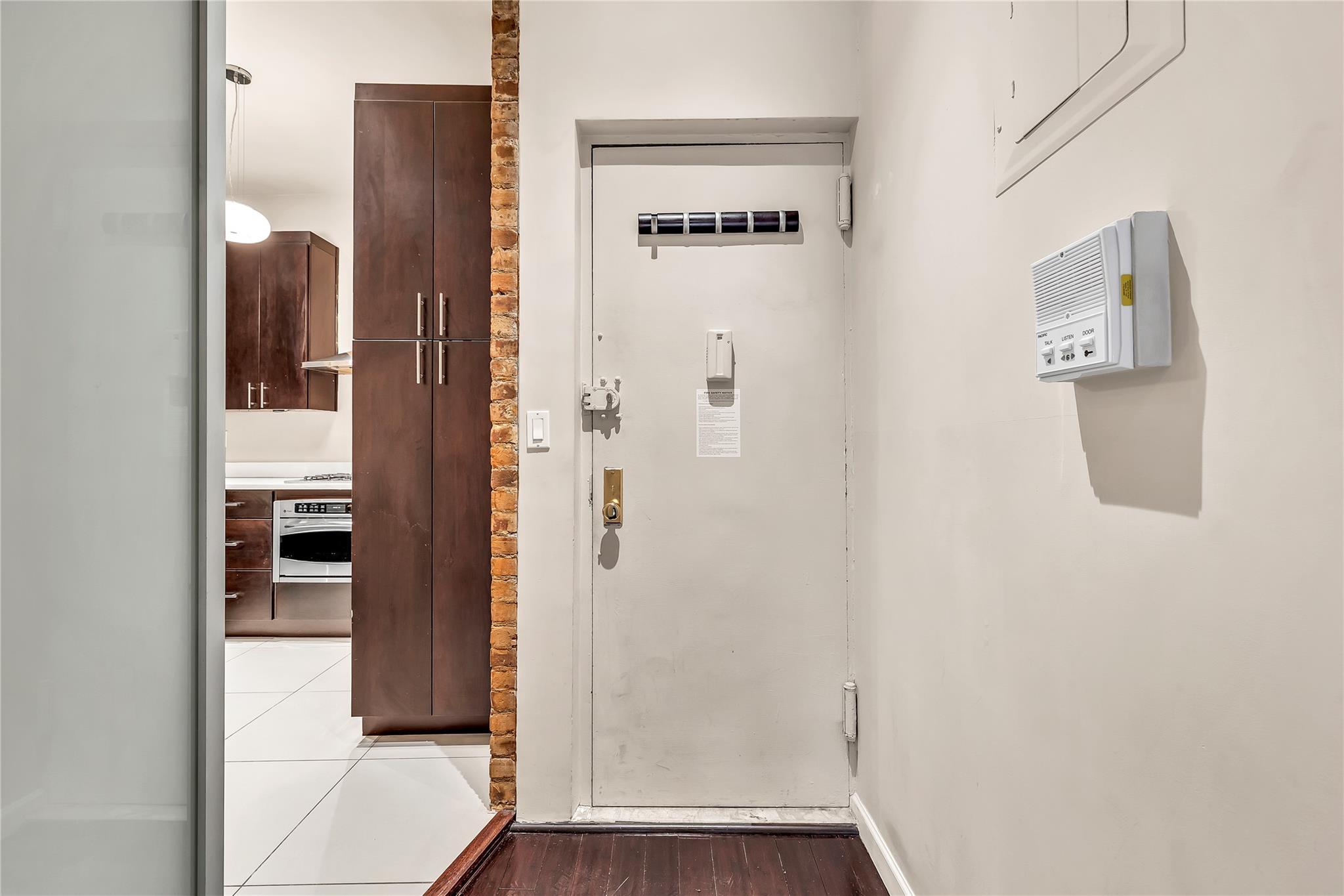 Apartment 50th  Manhattan, NY 10022, MLS-855318-2
