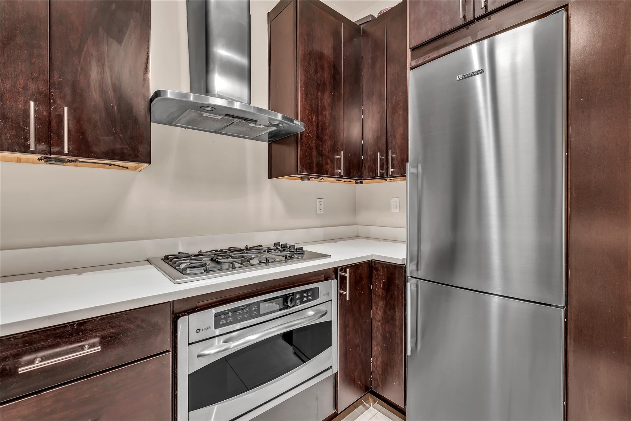 Apartment 50th  Manhattan, NY 10022, MLS-855318-6