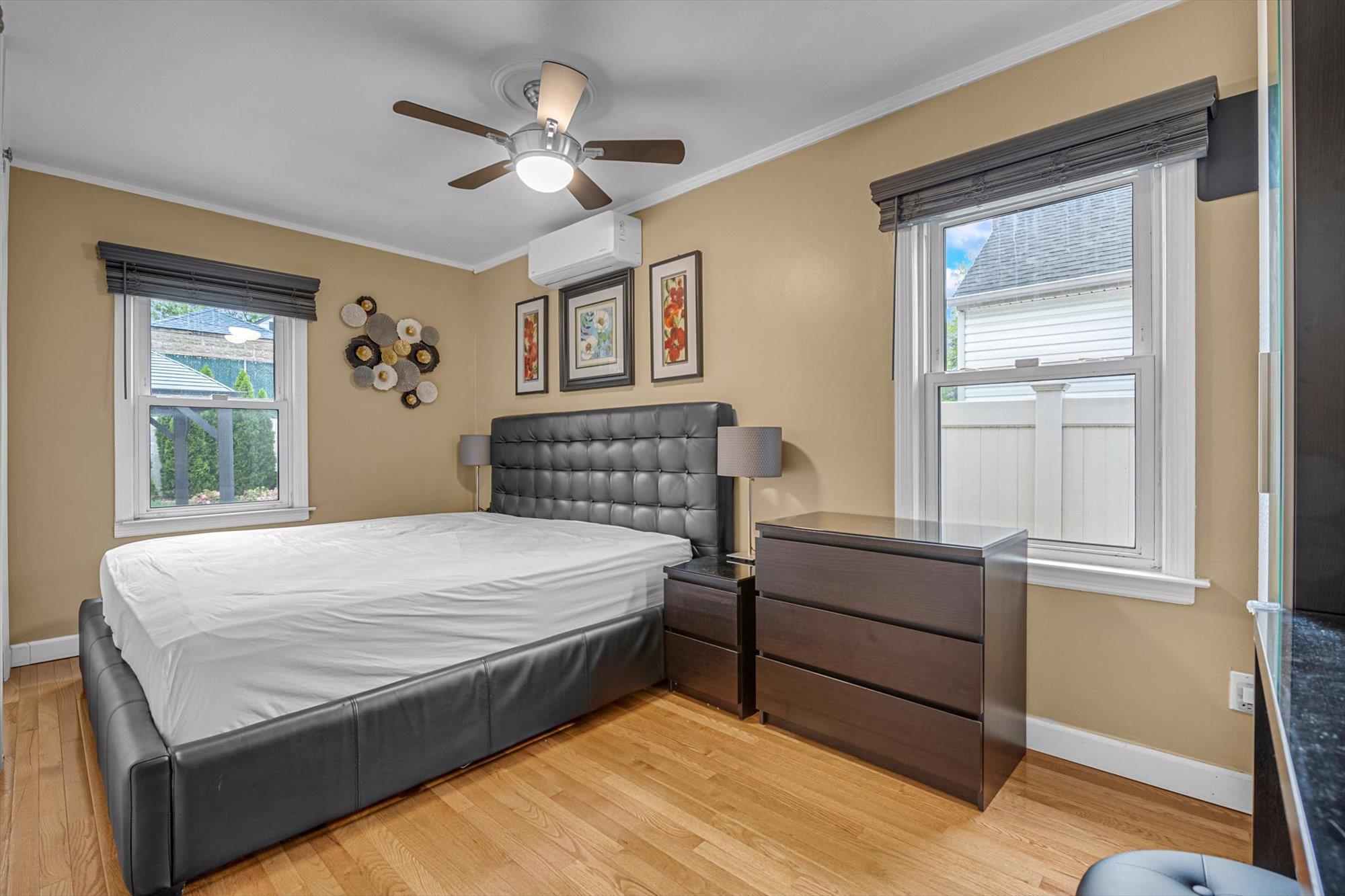 Single Family Underhill  Queens, NY 11365, MLS-855324-7