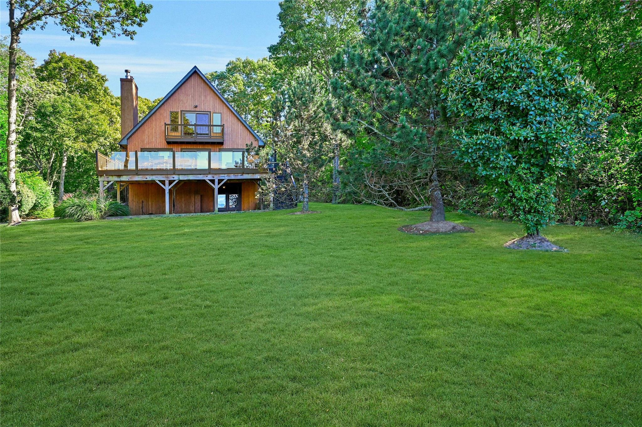 Single Family Soundview  Suffolk County, NY 11971, MLS-855331-2