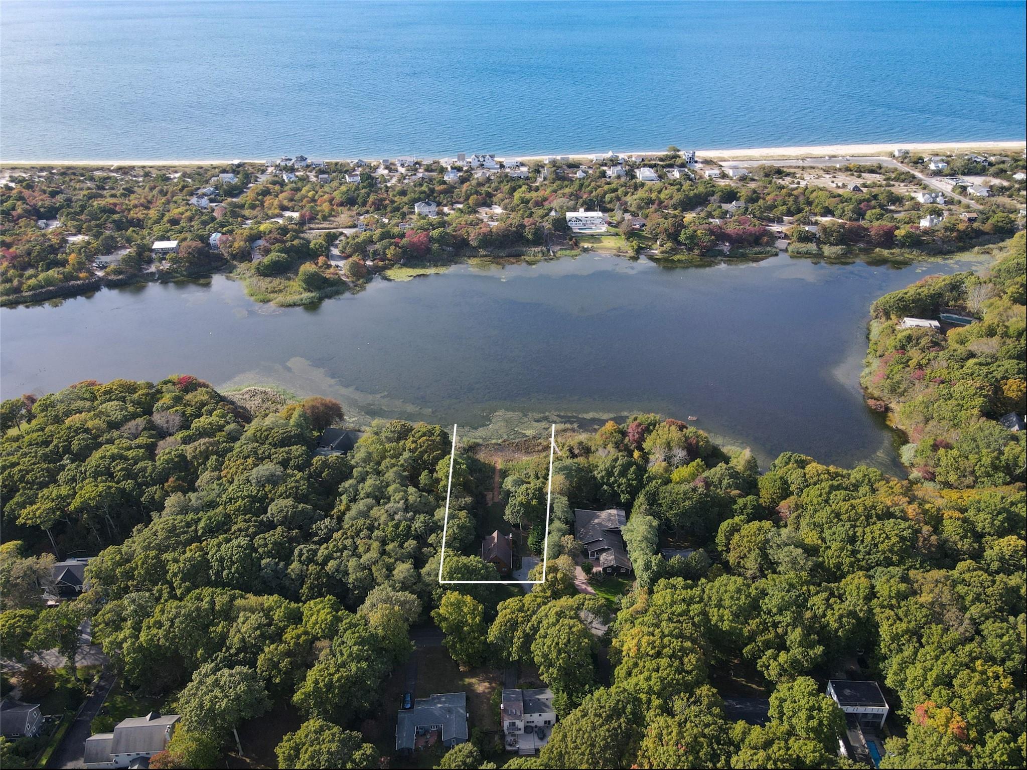 Single Family Soundview  Suffolk County, NY 11971, MLS-855331-28