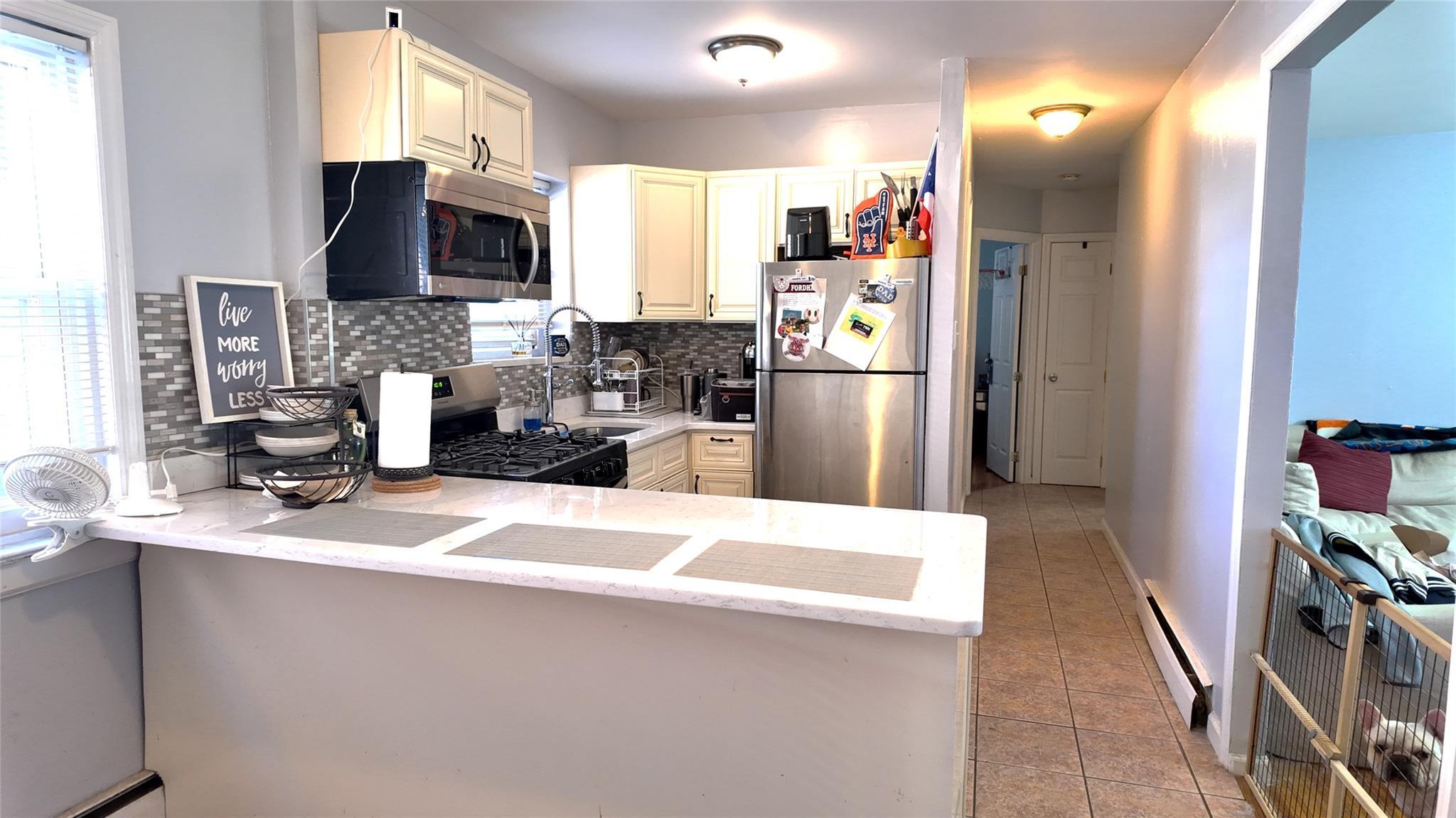 Single Family Waterbury  Bronx, NY 10461, MLS-855361-9