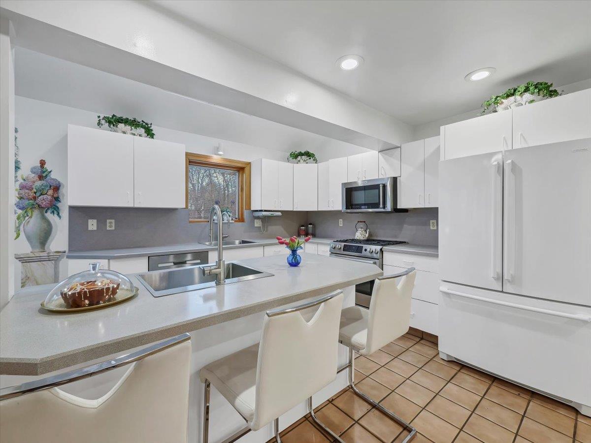 Single Family Parker  Rockland County, NY 10952, MLS-855365-11