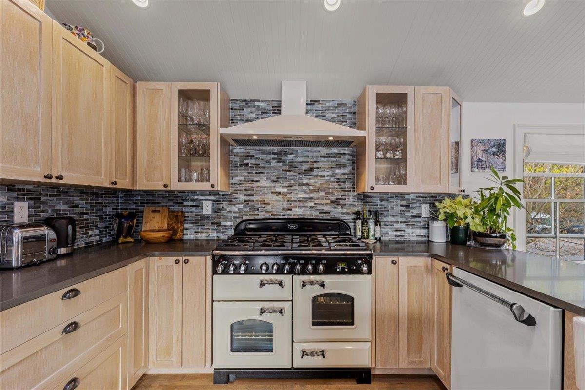 Single Family William  Westchester County, NY 10706, MLS-855370-10