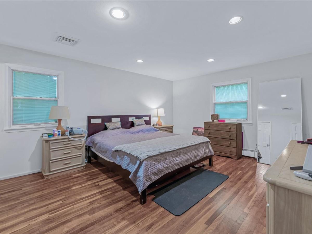 Single Family Cresthill  Suffolk County, NY 11787, MLS-855375-20
