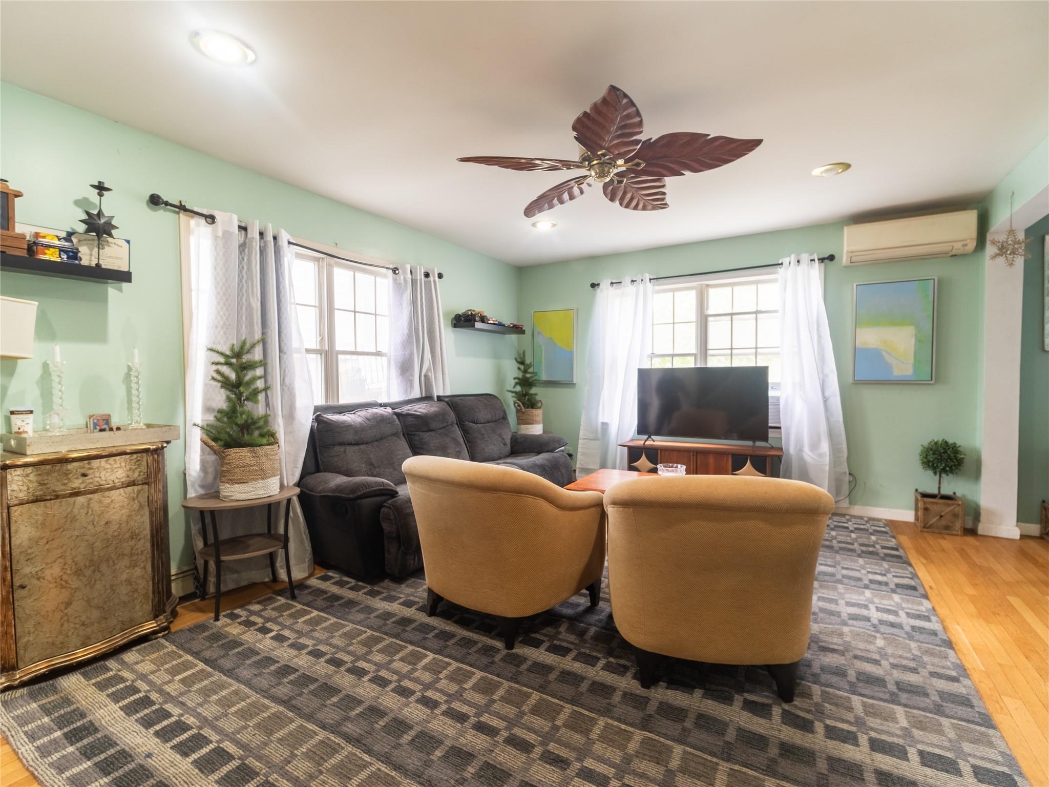 Single Family Soundview  Westchester County, NY 10573, MLS-855379-13