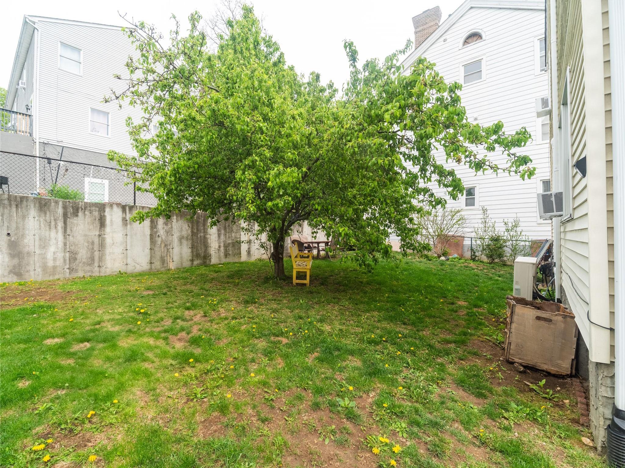 Single Family Soundview  Westchester County, NY 10573, MLS-855379-4