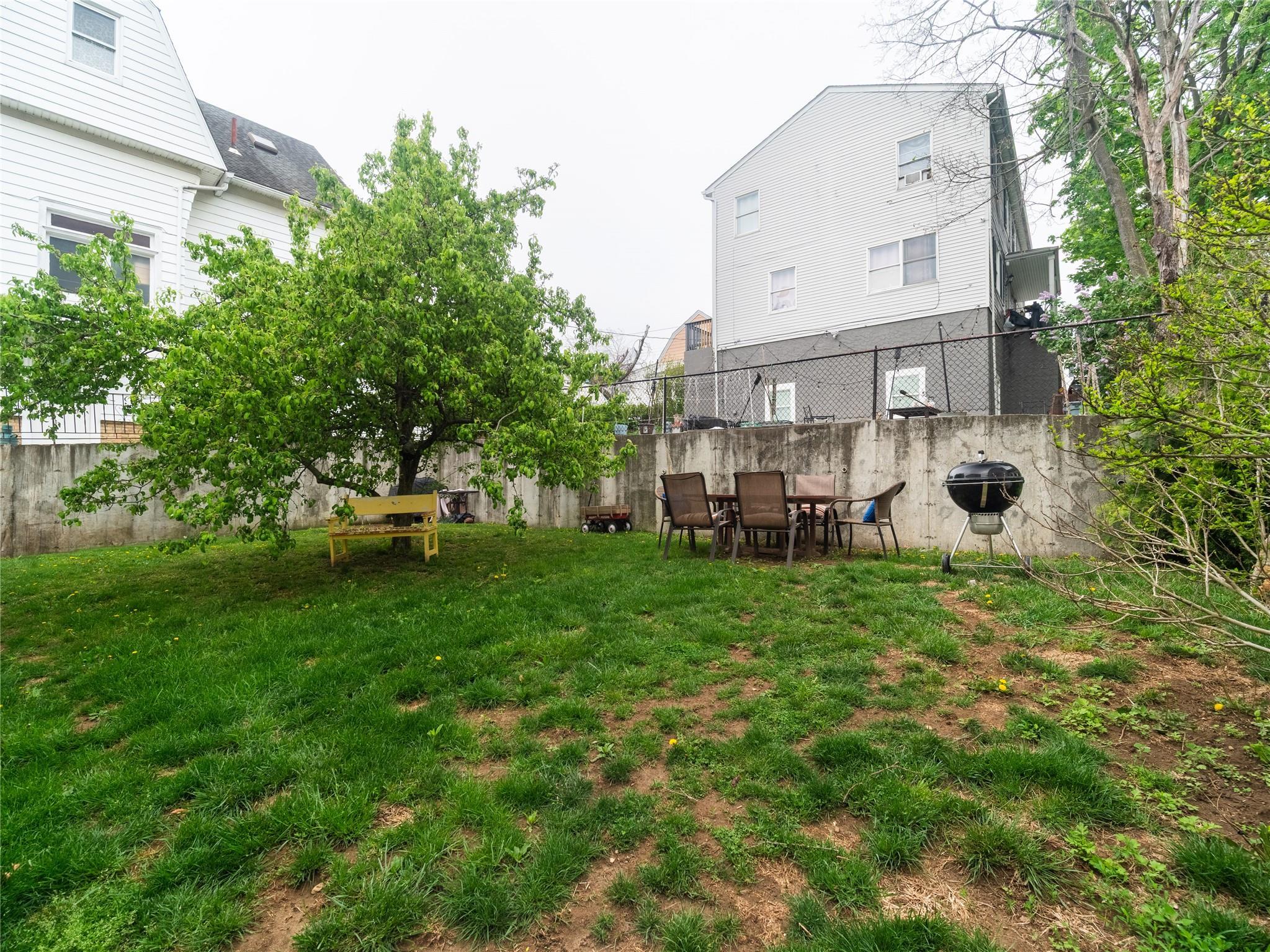 Single Family Soundview  Westchester County, NY 10573, MLS-855379-5