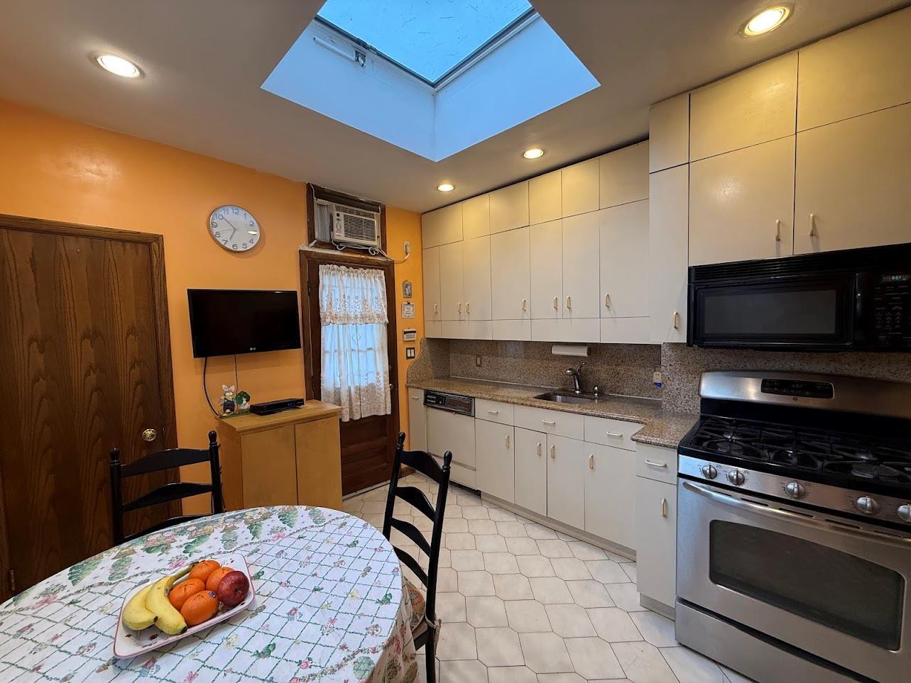 Single Family 90 Street  Queens, NY 11421, MLS-855387-5