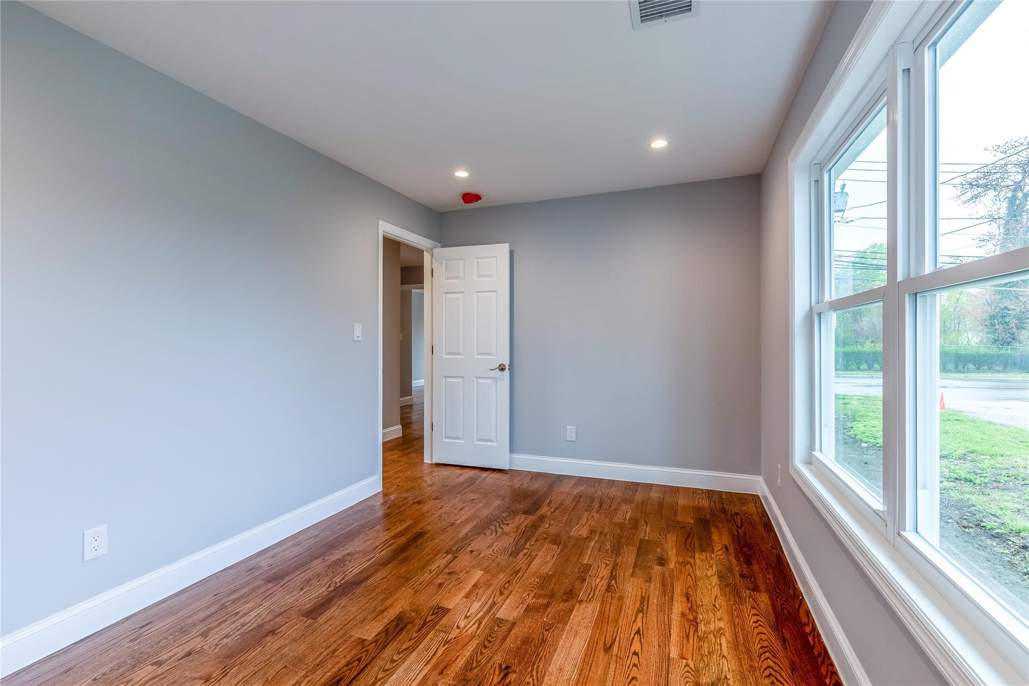 Single Family Grand  Suffolk County, NY 11798, MLS-855397-14