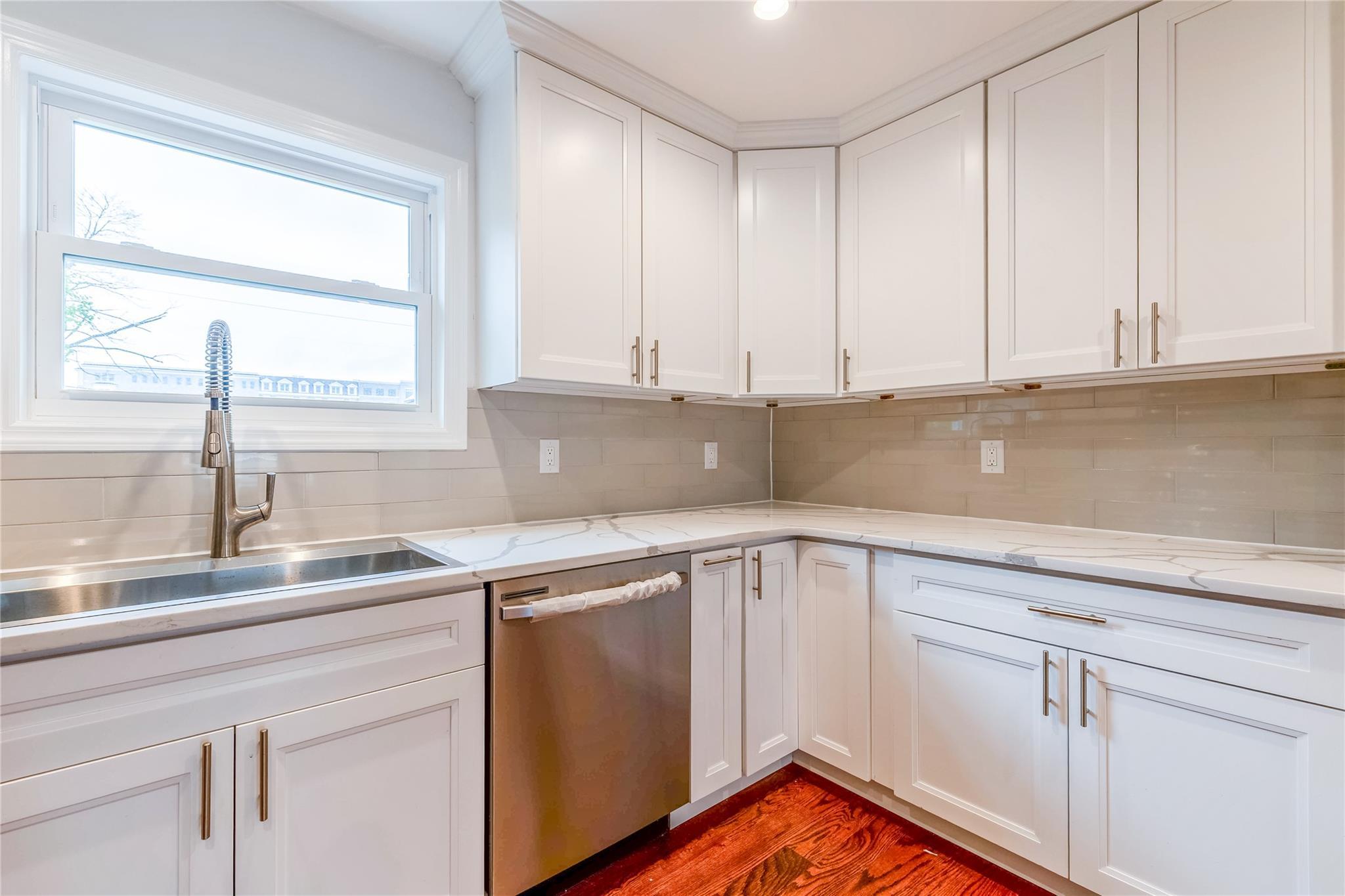 Single Family Grand  Suffolk County, NY 11798, MLS-855397-17