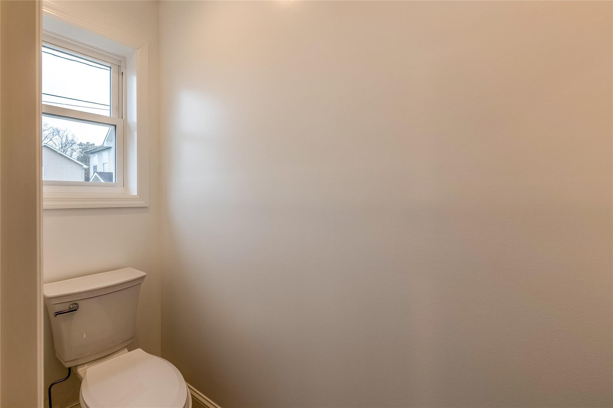 Single Family Grand  Suffolk County, NY 11798, MLS-855397-6