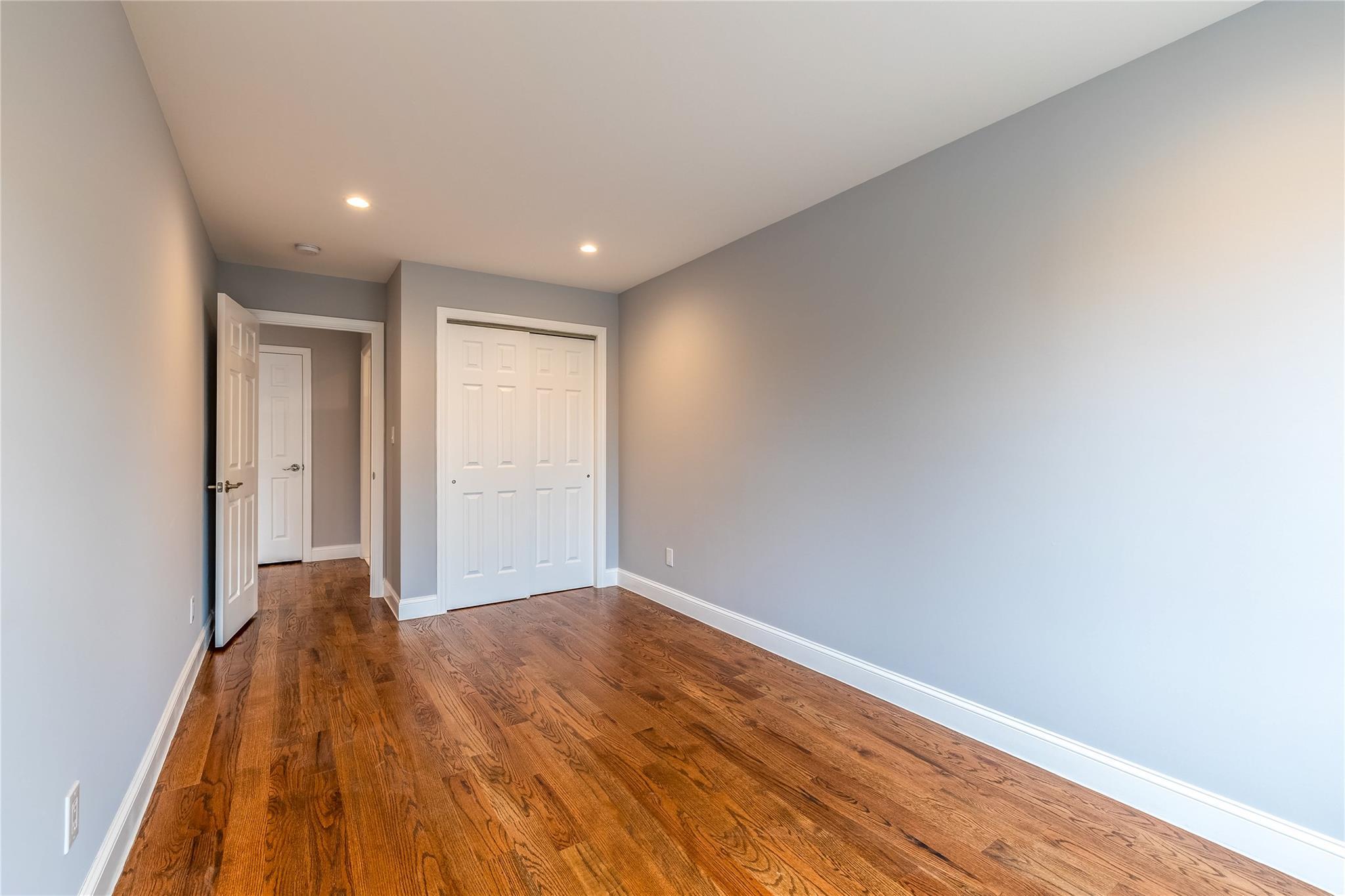 Single Family Grand  Suffolk County, NY 11798, MLS-855397-9