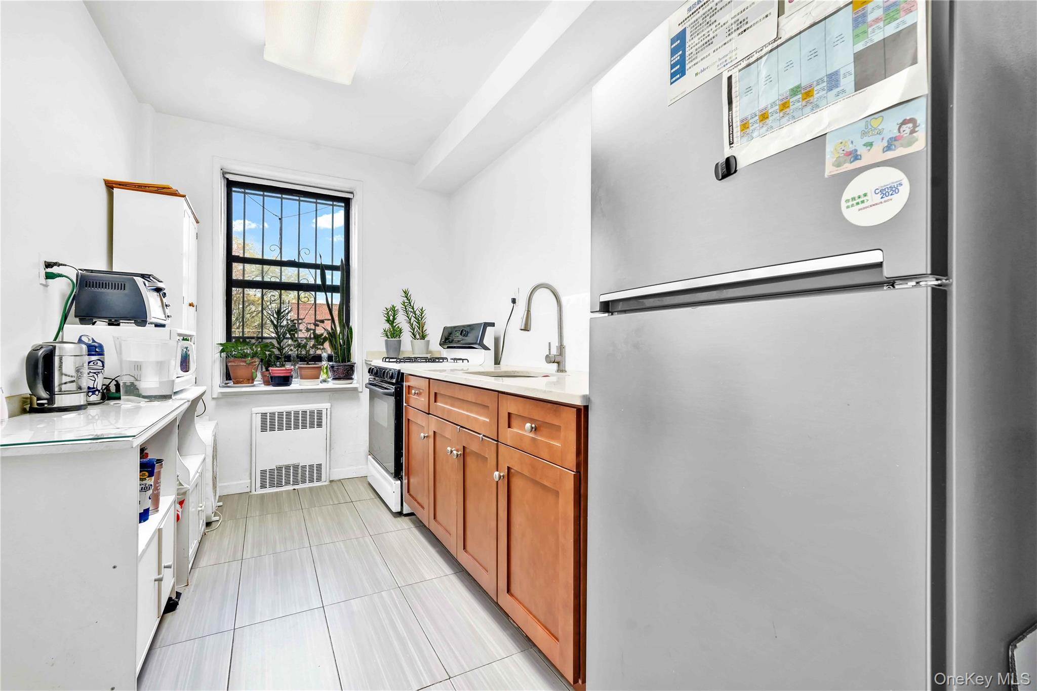 Coop 26th Ave  Queens, NY 11354, MLS-855403-9