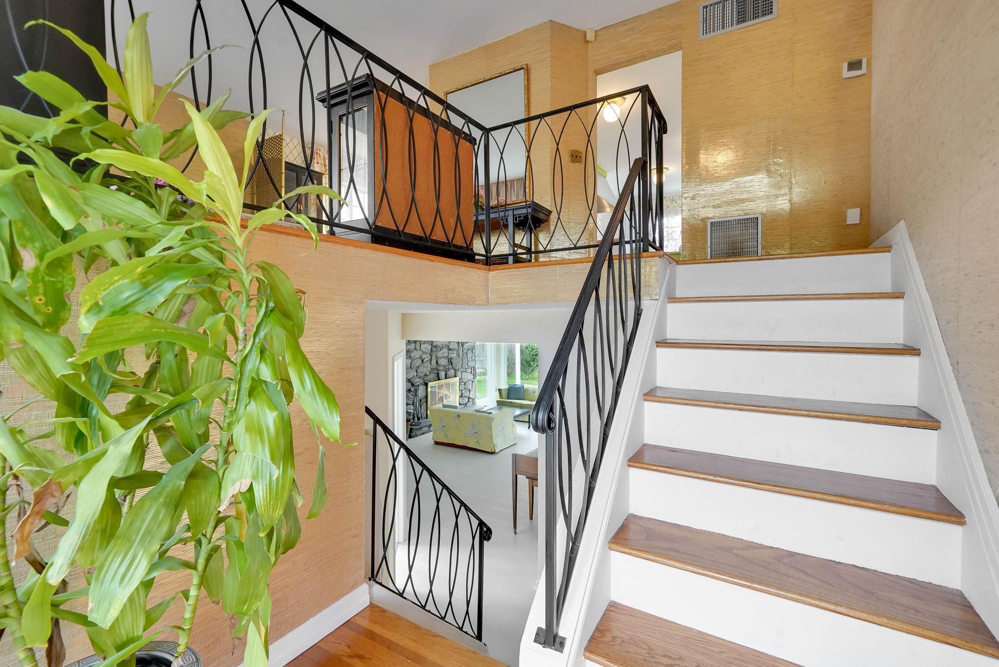 Single Family Candlewood  Suffolk County, NY 11706, MLS-855406-19