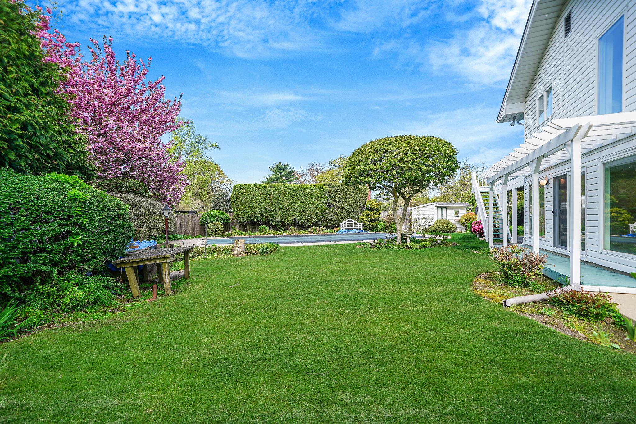 Single Family Candlewood  Suffolk County, NY 11706, MLS-855406-33
