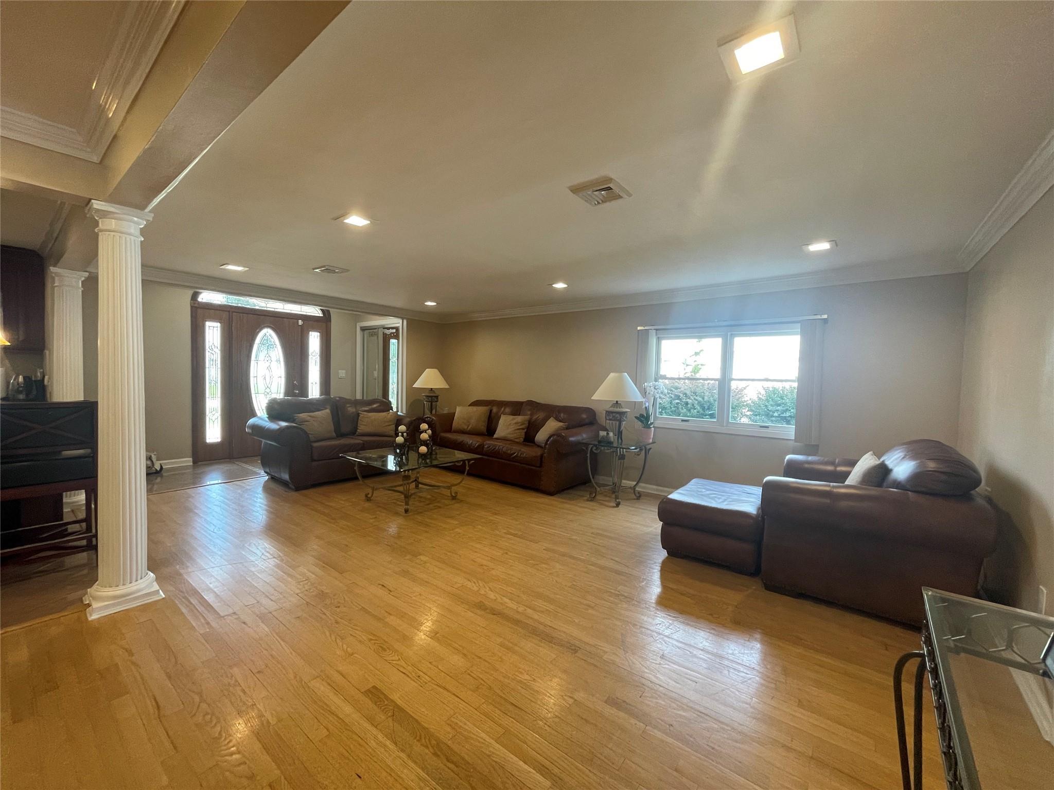 Single Family Constellation  Nassau County, NY 11756, MLS-855409-12