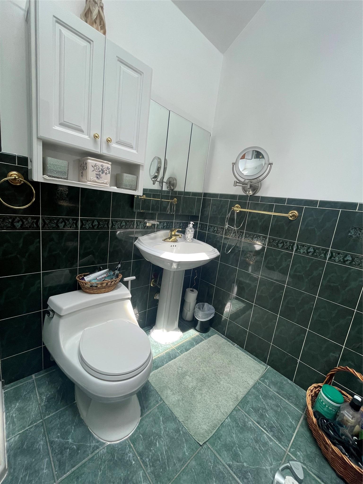 Single Family Constellation  Nassau County, NY 11756, MLS-855409-22